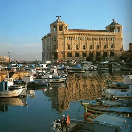 Mareluna * Сиракузы